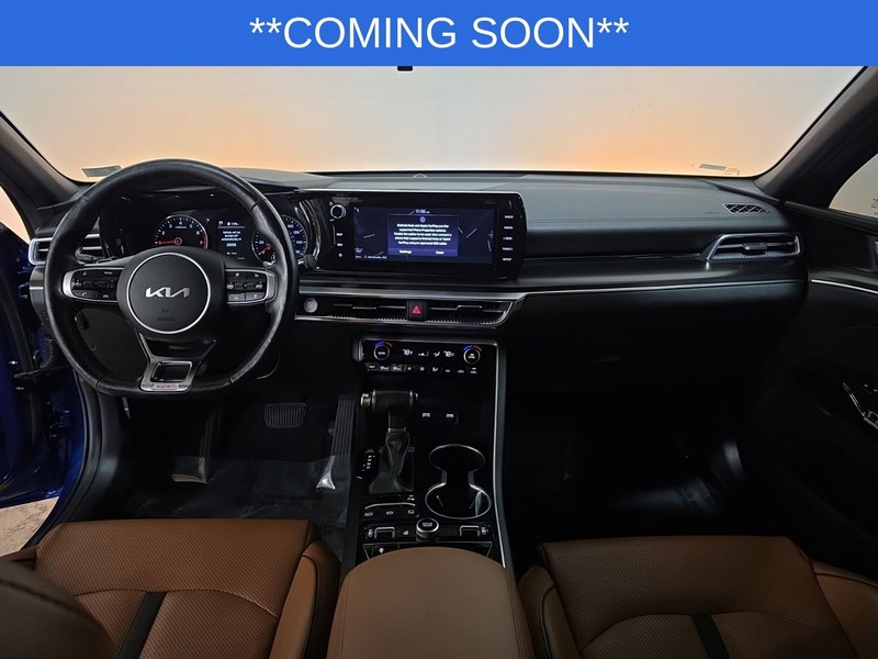 Kia K5 Vehicle Image 10