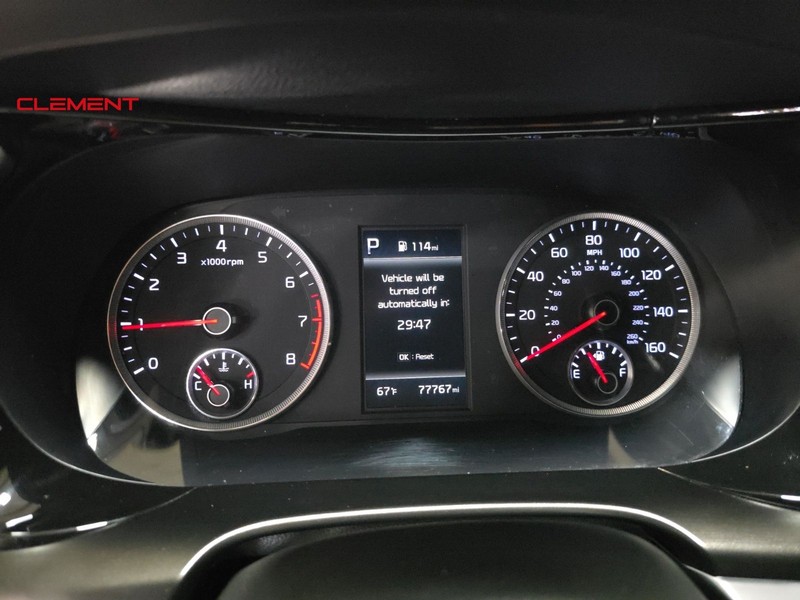 Kia K5 Vehicle Image 14