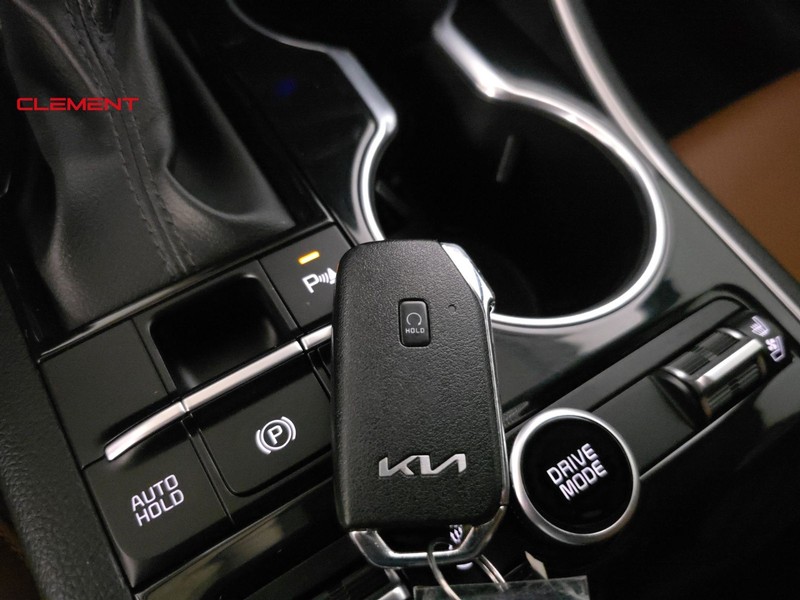 Kia K5 Vehicle Image 20