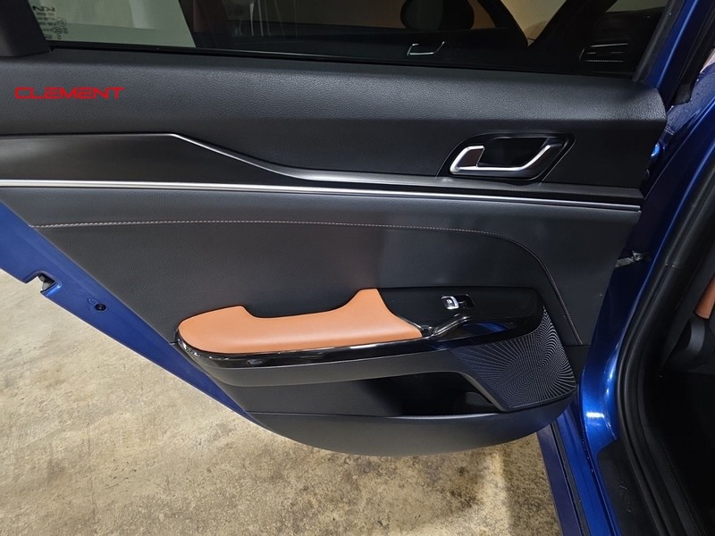 Kia K5 Vehicle Image 27