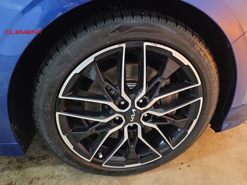 Kia K5 Vehicle Image 33