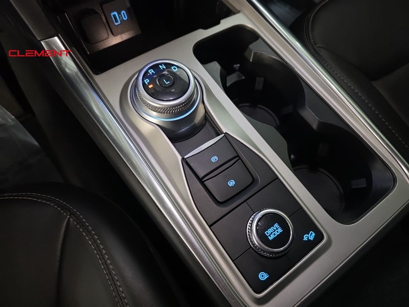 Ford Explorer Vehicle Image 20