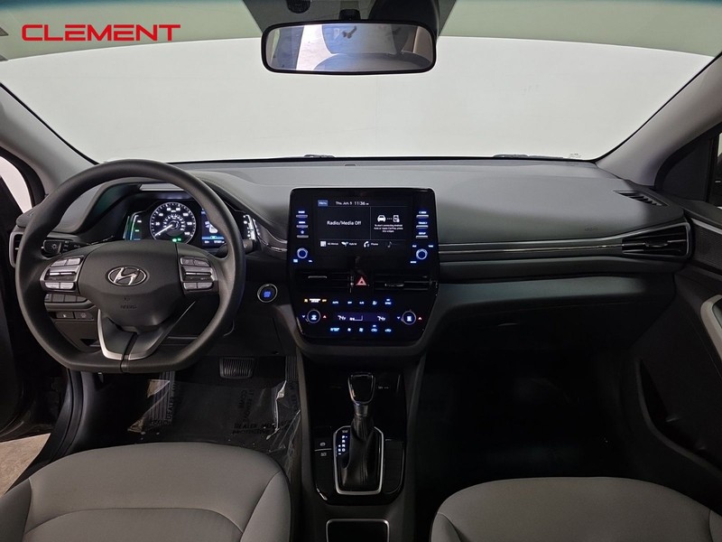 Hyundai Ioniq Hybrid Vehicle Image 12