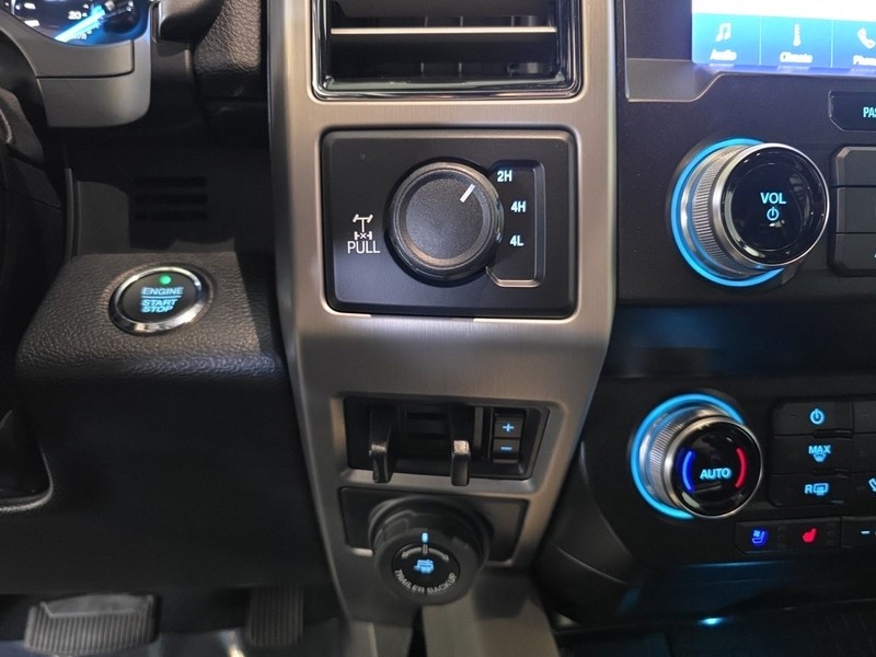 Ford F-350SD Vehicle Image 20