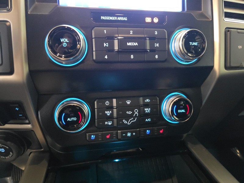 Ford F-350SD Vehicle Image 21