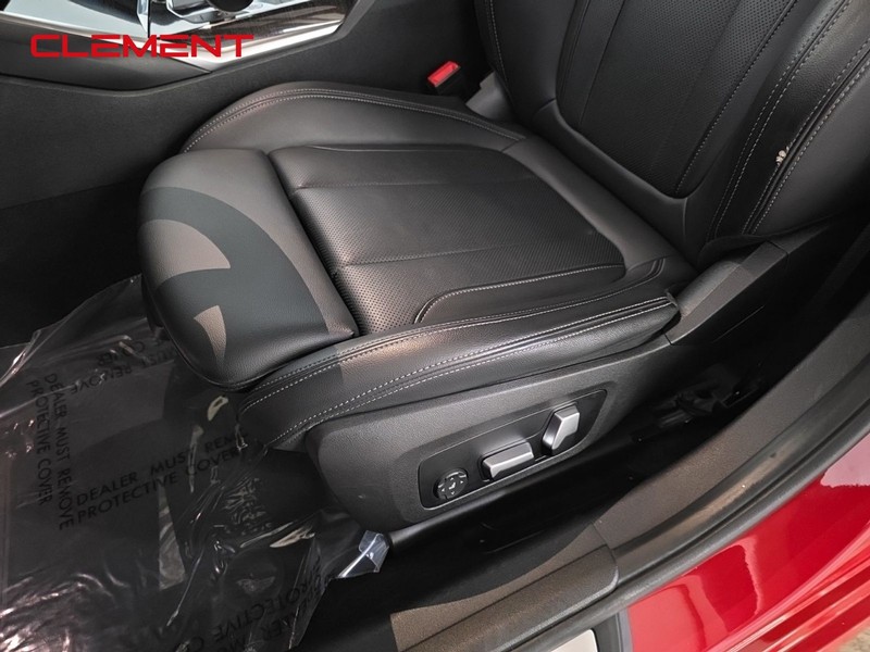 BMW 3 Series Vehicle Image 24