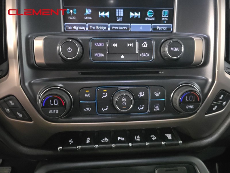 GMC Sierra 3500HD Vehicle Image 16