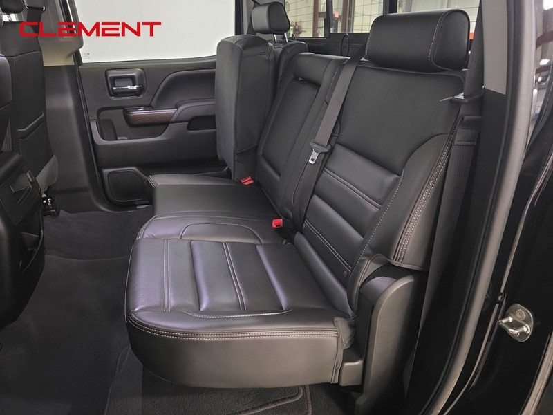 GMC Sierra 3500HD Vehicle Image 29