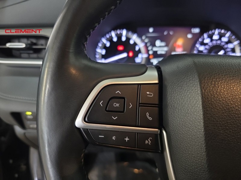 Toyota Highlander Vehicle Image 12