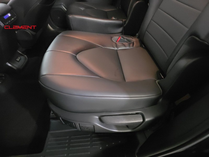 Toyota Highlander Vehicle Image 28