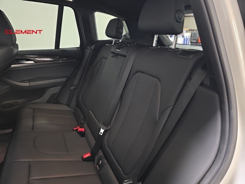 BMW X3 Vehicle Image 28