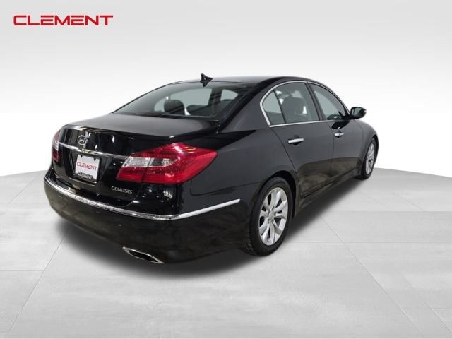 Hyundai Genesis Vehicle Image 05