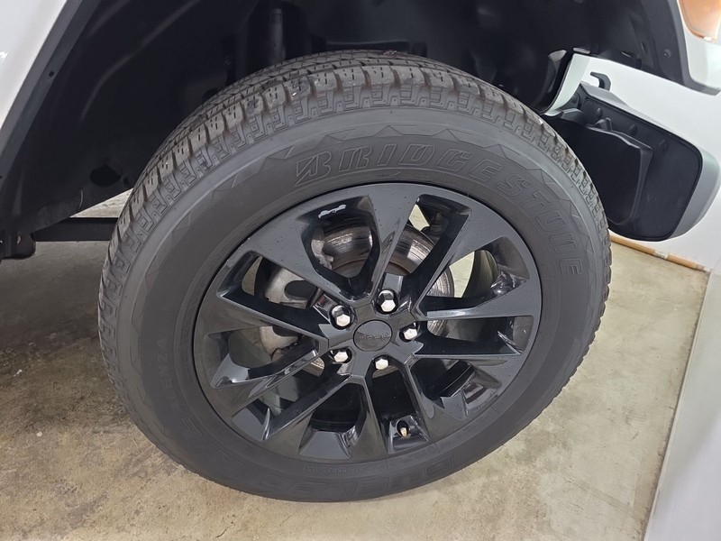 Jeep Wrangler Vehicle Image 32