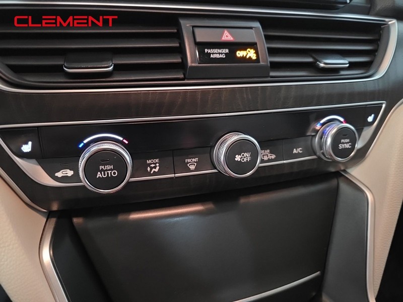 Honda Accord Hybrid Vehicle Image 18