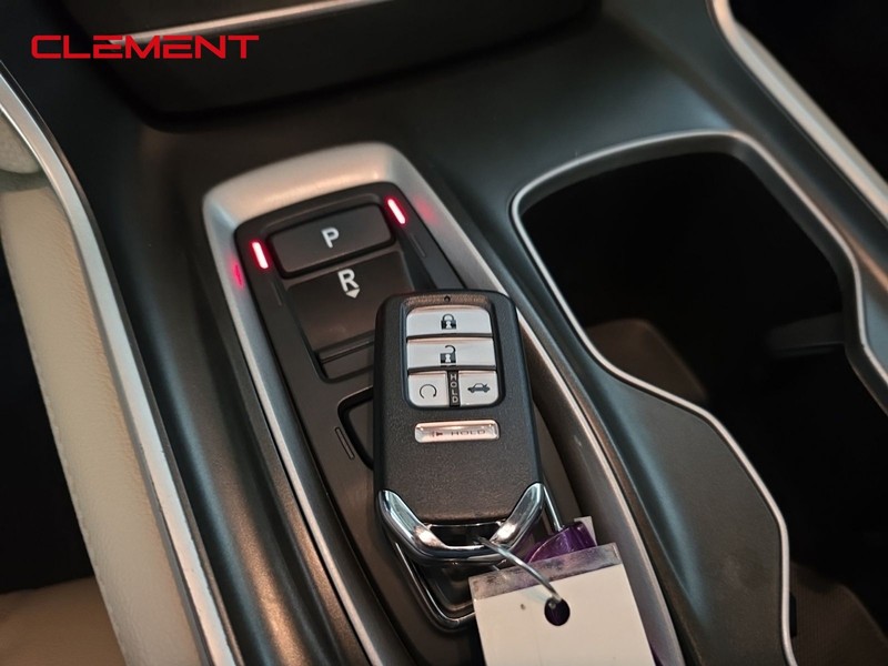 Honda Accord Hybrid Vehicle Image 20