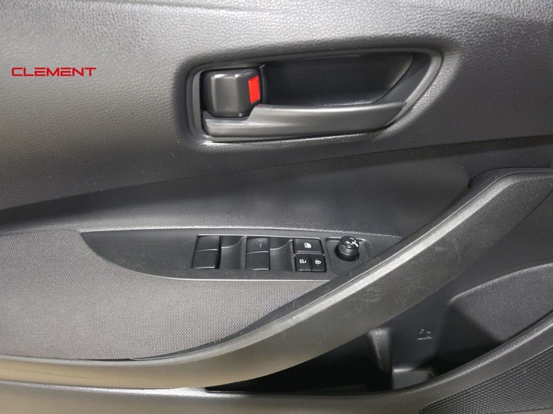 Toyota Corolla Vehicle Image 23