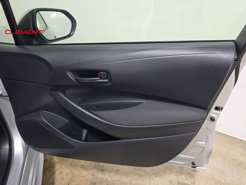 Toyota Corolla Vehicle Image 32