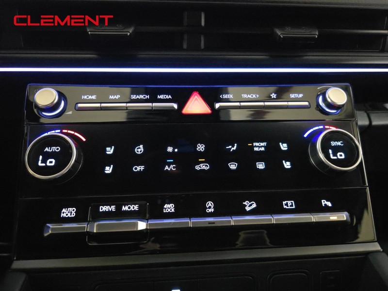 Hyundai Santa Fe Vehicle Image 15