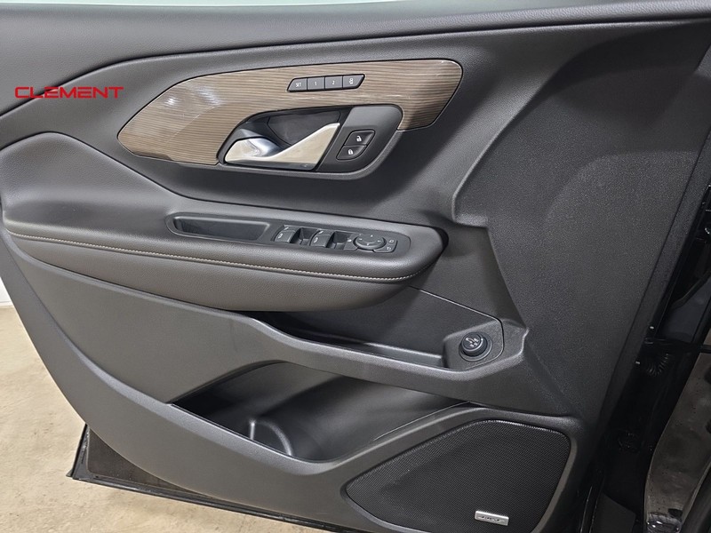 GMC Terrain Vehicle Image 25