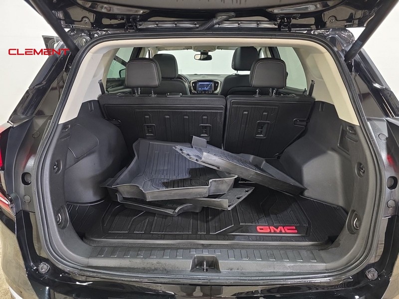 GMC Terrain Vehicle Image 32