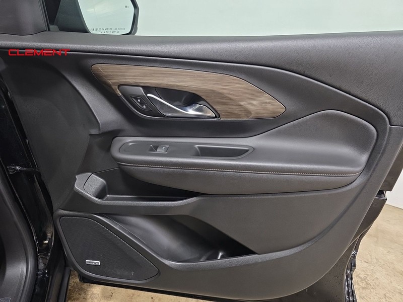 GMC Terrain Vehicle Image 35