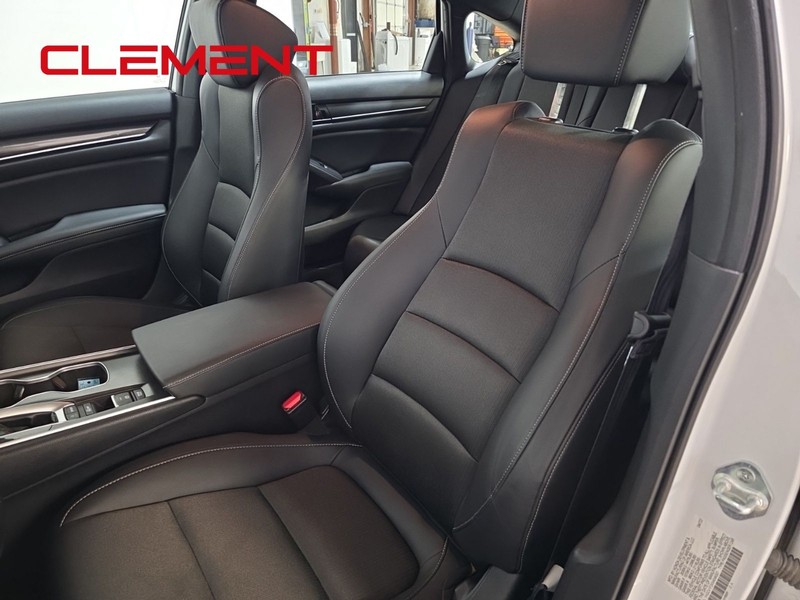 Honda Accord Sedan Vehicle Image 23