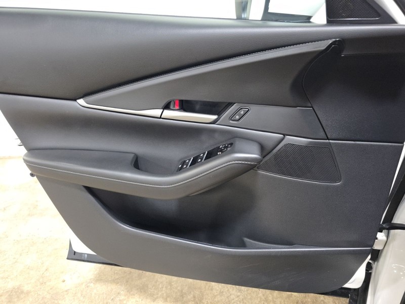 Mazda CX-30 Vehicle Image 20