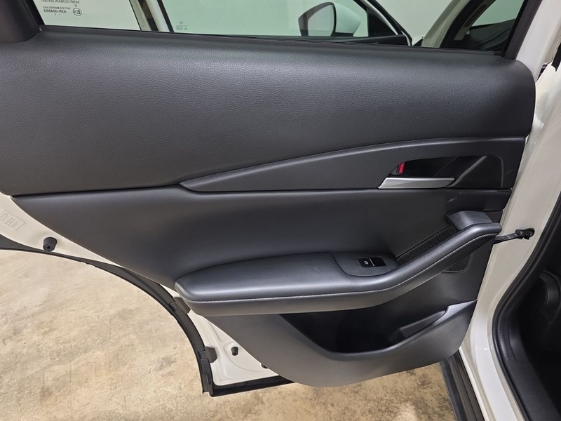 Mazda CX-30 Vehicle Image 23
