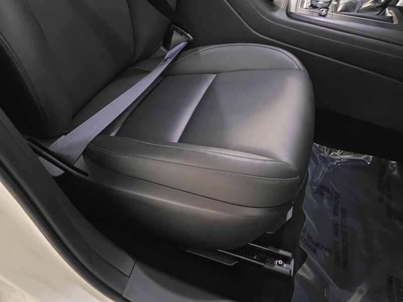Mazda CX-30 Vehicle Image 28
