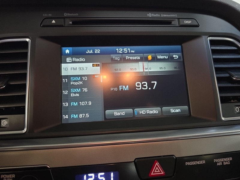 Hyundai Sonata Vehicle Image 15