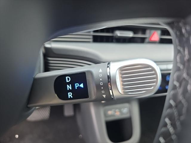 Hyundai IONIQ 5 Vehicle Full-screen Gallery Image 13