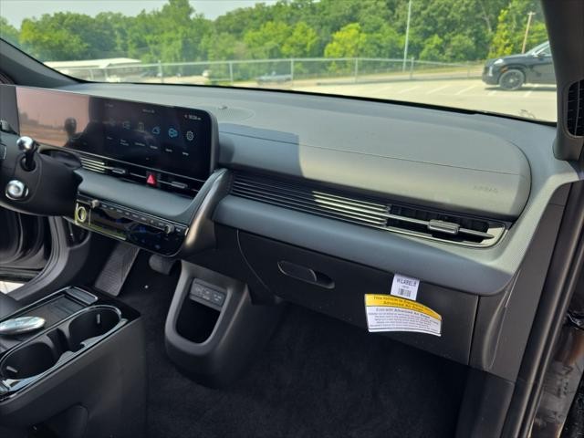 Hyundai IONIQ 5 Vehicle Full-screen Gallery Image 30