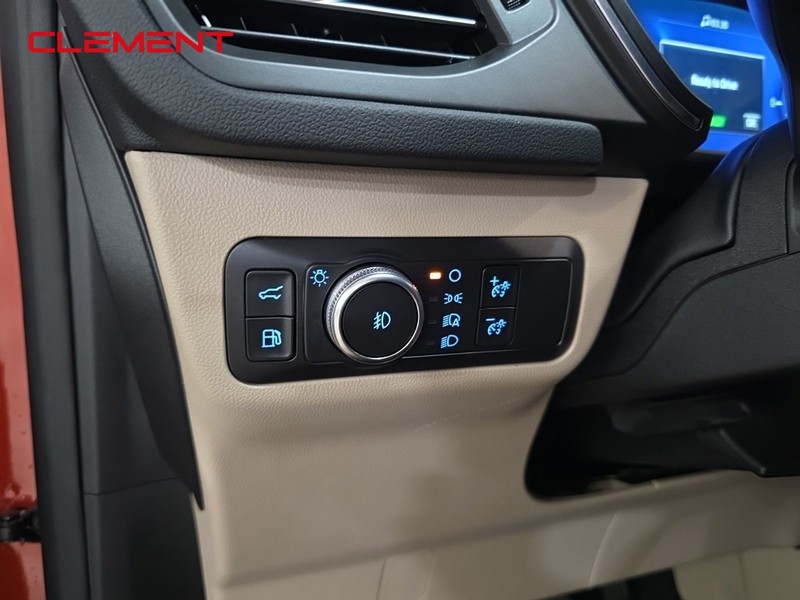 Ford Escape Vehicle Image 12