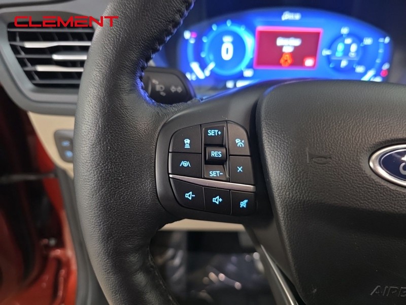 Ford Escape Vehicle Image 13