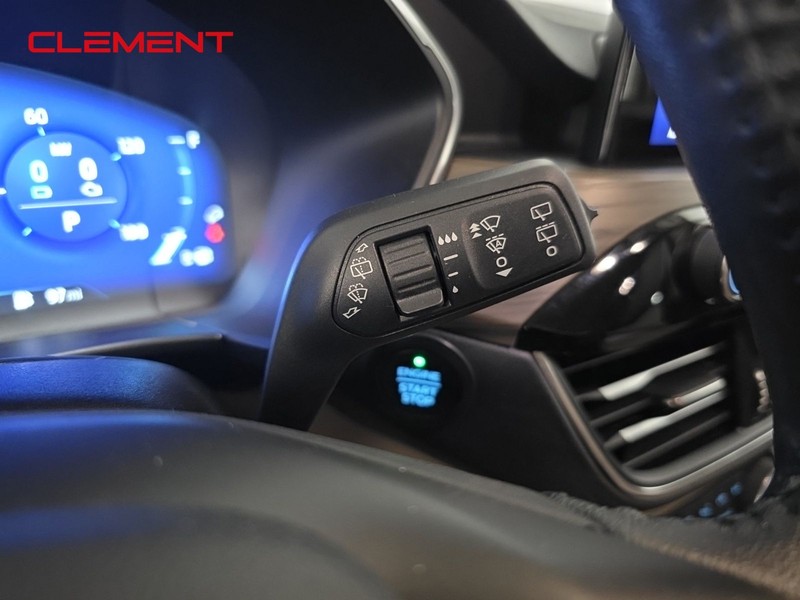 Ford Escape Vehicle Image 15
