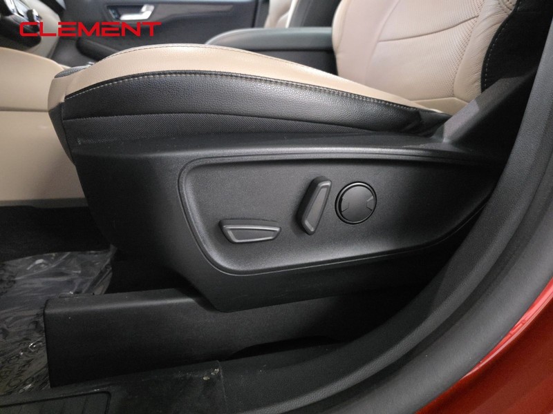 Ford Escape Vehicle Image 27