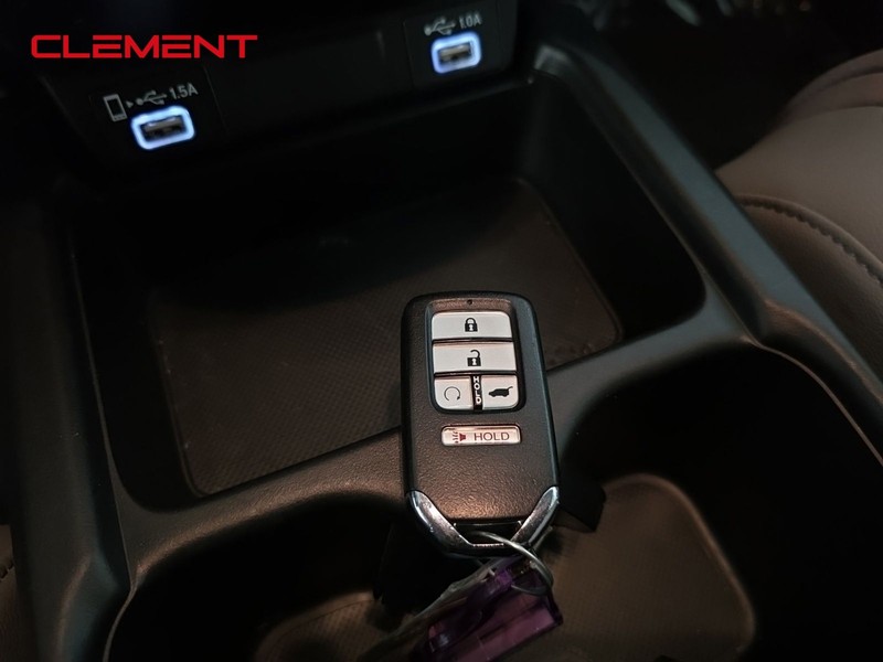 Honda CR-V Vehicle Image 18