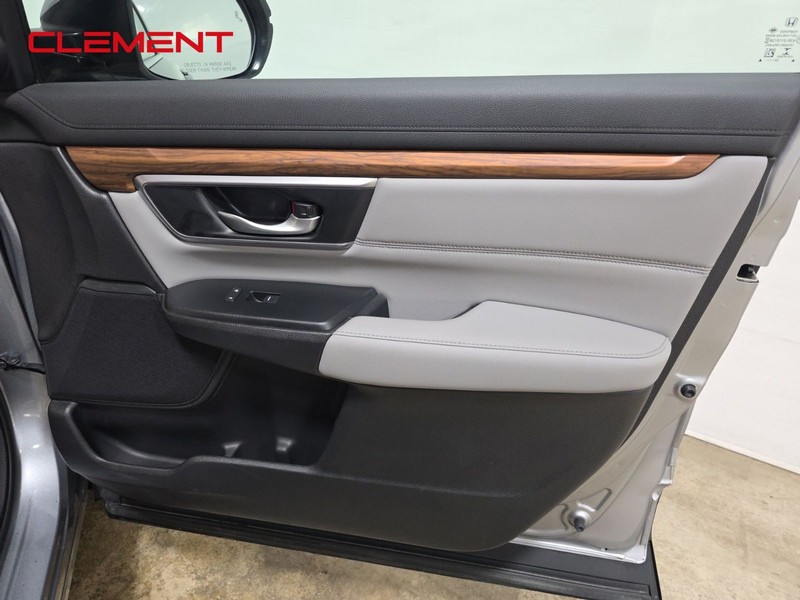 Honda CR-V Vehicle Image 30