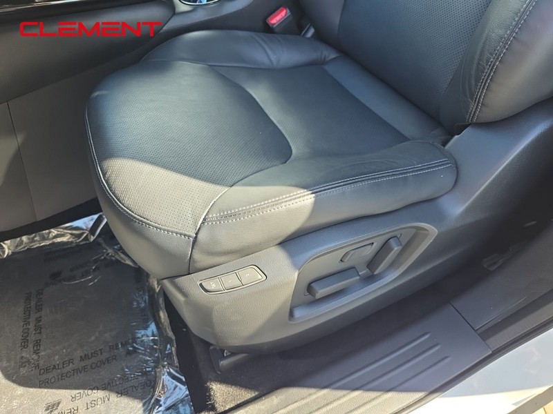 Mazda CX-9 Vehicle Image 24