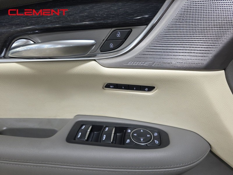 Cadillac XT6 Vehicle Image 23