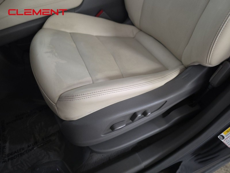 Cadillac XT6 Vehicle Image 25
