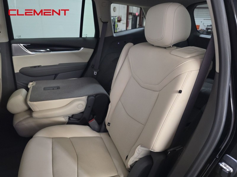 Cadillac XT6 Vehicle Image 29