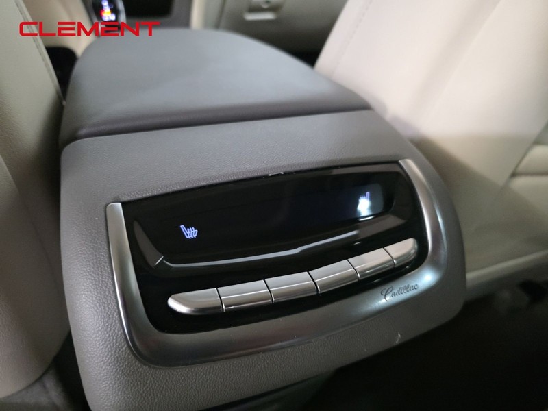 Cadillac XT6 Vehicle Image 30
