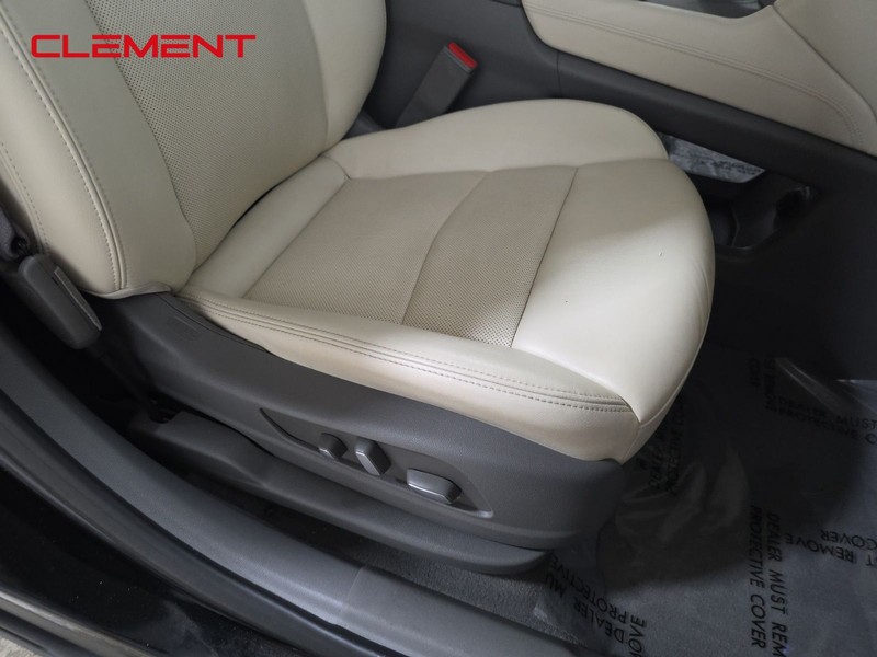 Cadillac XT6 Vehicle Image 32