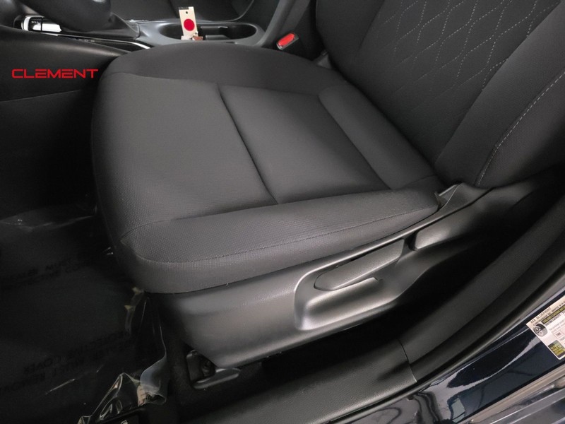 Toyota Corolla Vehicle Image 22
