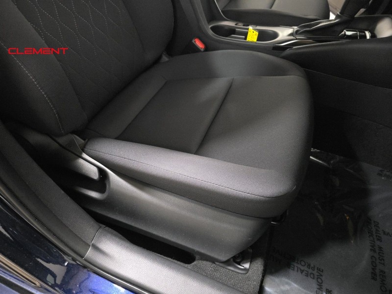 Toyota Corolla Vehicle Image 28