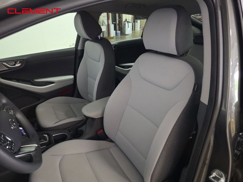 Hyundai Ioniq Hybrid Vehicle Image 26