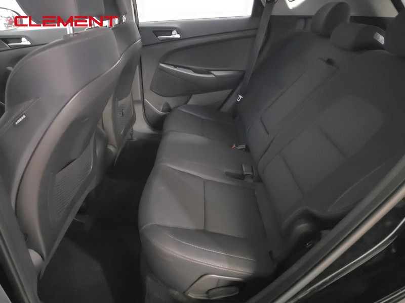 Hyundai Tucson Vehicle Image 25
