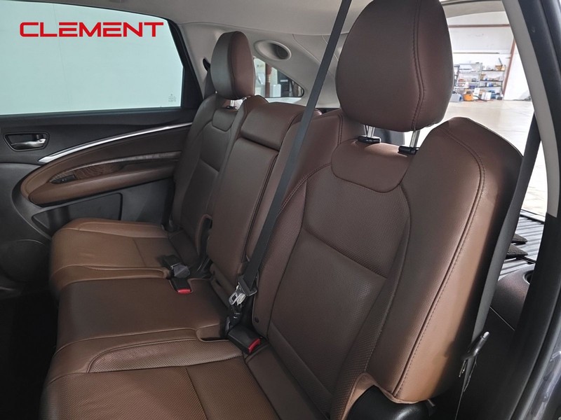 Acura MDX Vehicle Image 28