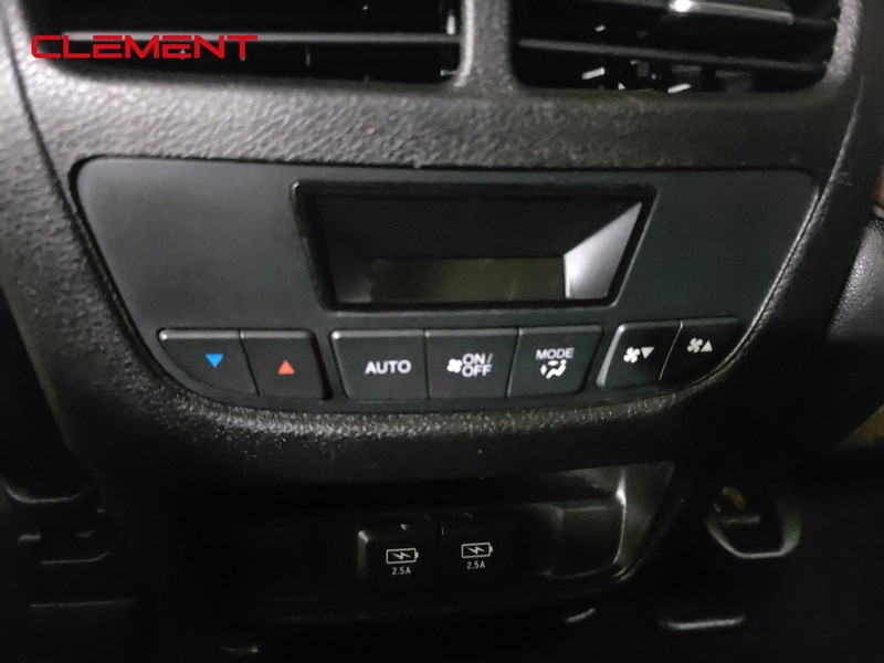 Acura MDX Vehicle Image 29